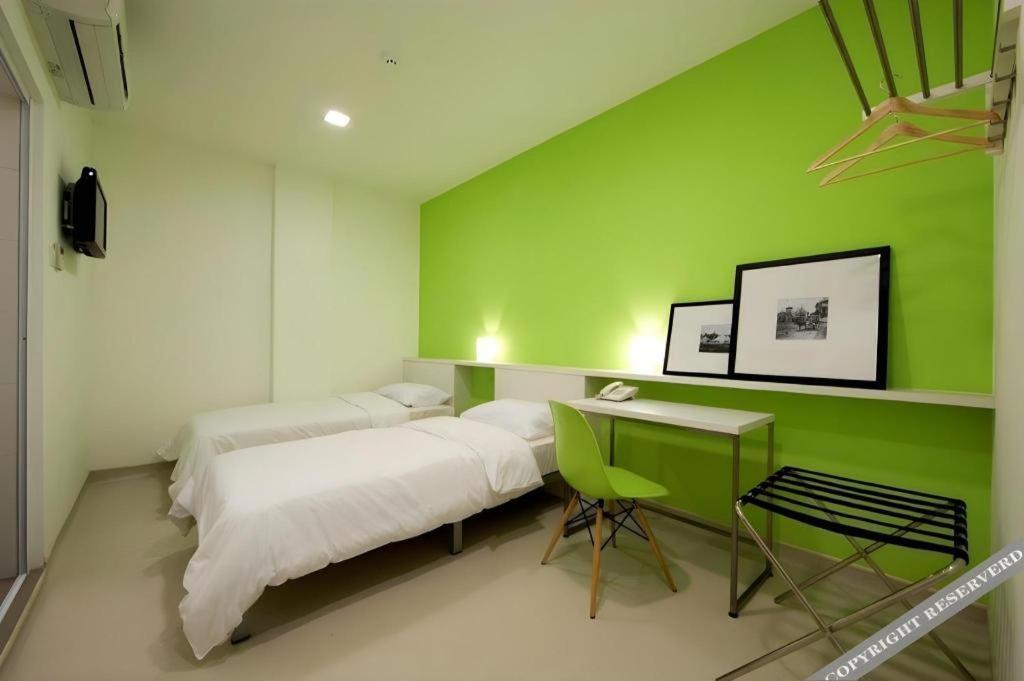 Styles Hotel Malacca Exterior foto